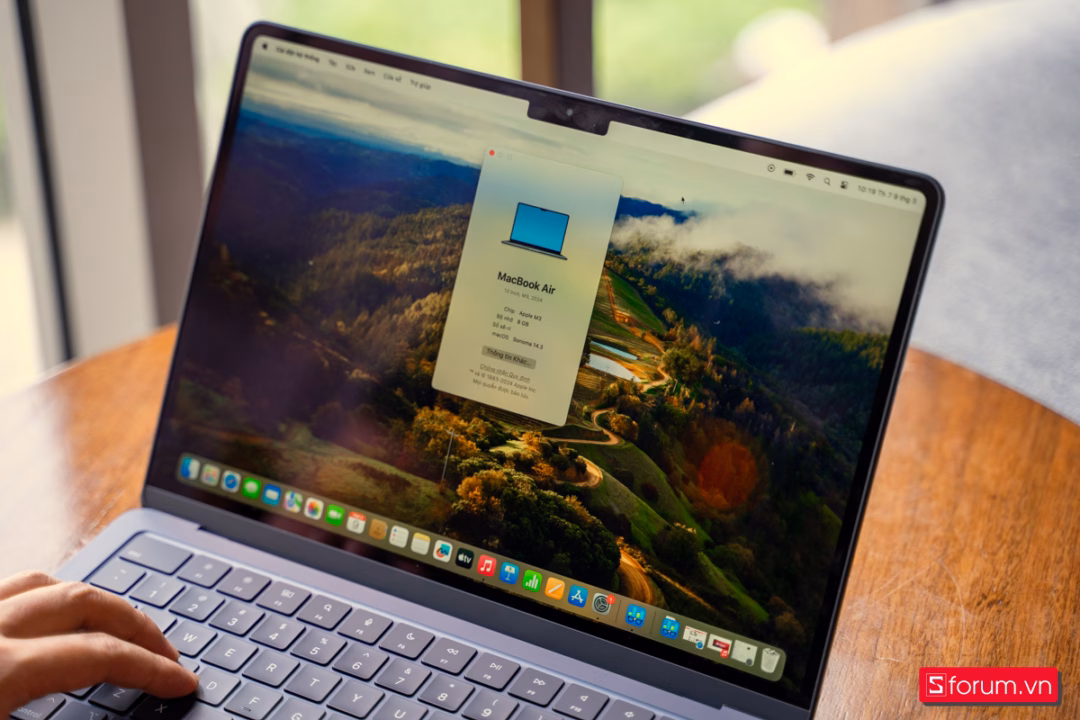 2. Laptop ASUS Vivobook S14 OLED MacBook Air M3