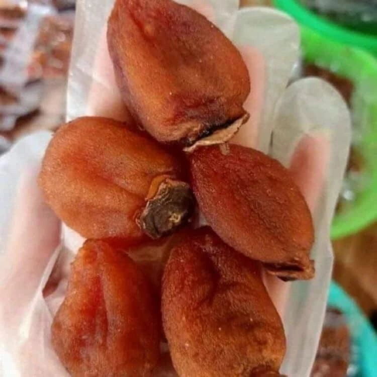 Hồng Treo Gió – Mẹo Chọn Mua Và Bảo Quản Để Giữ Được Độ Ngọt Tự Nhiên