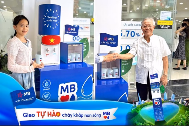 “Cây Yêu Nước” phủ xanh hơn 300 chi nhánh MB: Gieo tự hào chảy khắp non sông