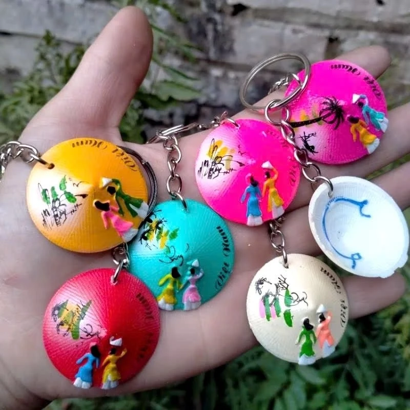 Tôi đã mua móc khóa nón lá như một món quà cho bạn bè và đây là những điều tôi ước mình biết trước khi mua