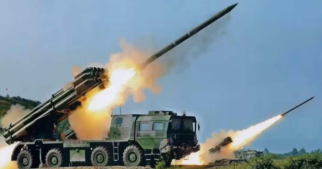 BM-30 Smerch nâng cấp 300mm, tầm bắn 200km, thách thức HIMARS Ukraine