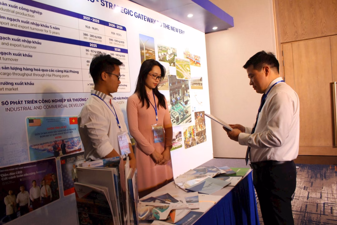 Hải Phòng tổ chức triển lãm gian hàng tại Kỳ họp Hội đồng tư vấn Kinh doanh APEC Gian hàng triển lãm của Sở Công Thương.