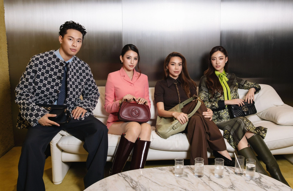 Hoa hậu Lương Thùy Linh (bìa phải) và rapper HURRYKNG (bìa trái) ưu ái họa tiết nổi bật.
