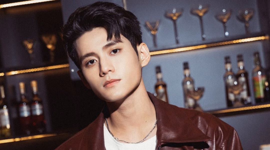 đình khang mưa đỏ