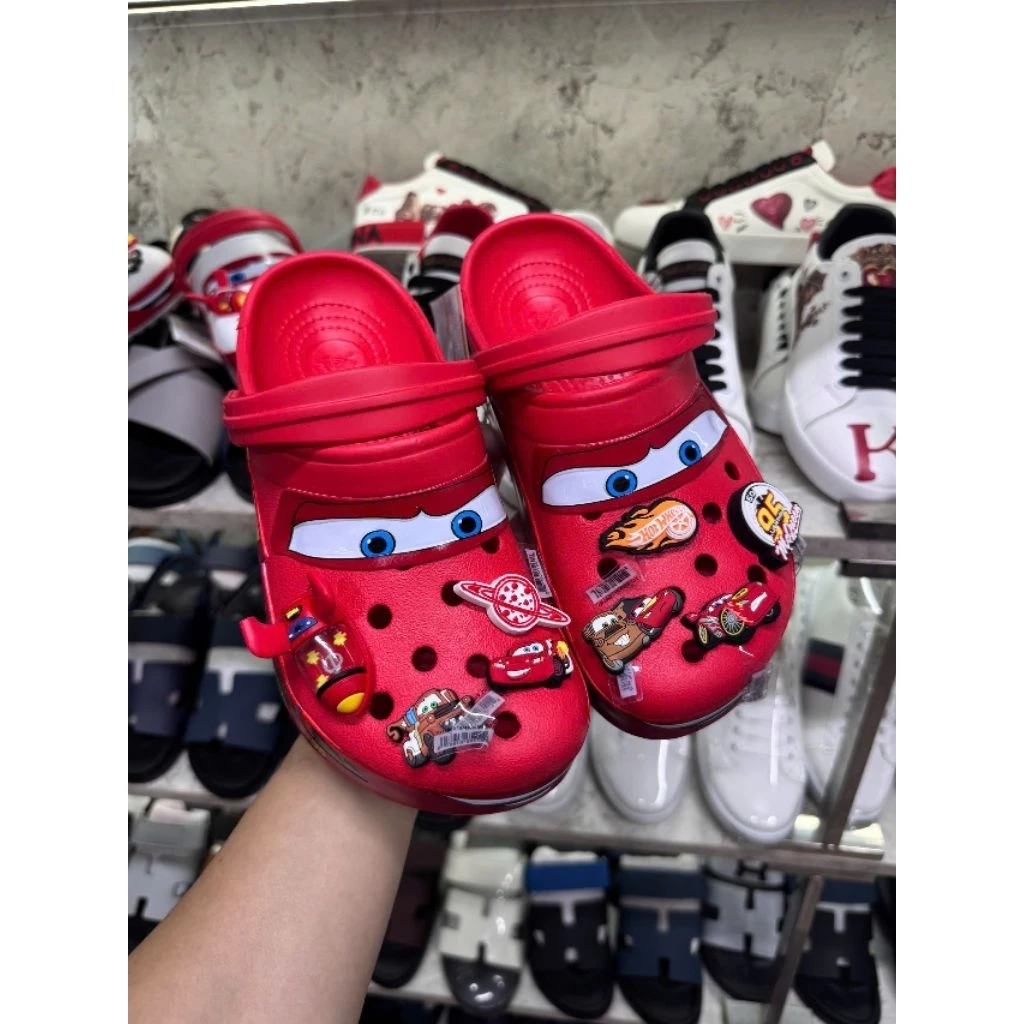 Tậu dép sục ô tô cao cấp: Lầm tưởng về độ bền mà nhiều người mắc phải