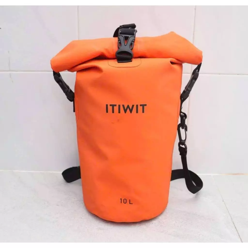 Túi chống thấm nước của Decathlon có thực sự ‘chống thấm’ như quảng cáo?