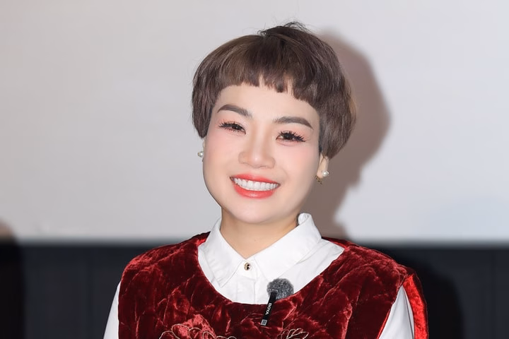 Ca sĩ Ngọc Khuê