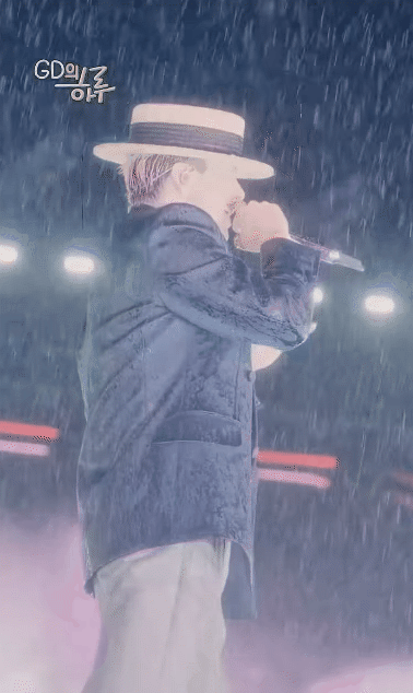 G-Dragon trong đêm mưa