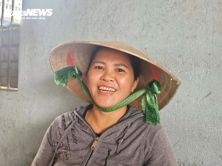 Bà Duyên rất hãnh diện vì dõi theo chặng đường của hoa hậu Hà Trúc Linh từ nhỏ.