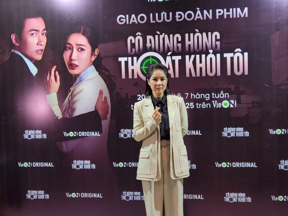 Lê Phương với tạo hình cá tính Lê Phương với tạo hình cá tính
