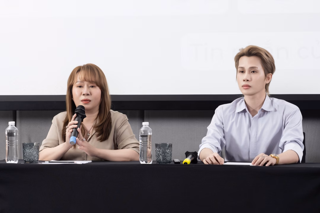Mẹ ruột Jack lên tiếng về drama với Thiên An sau 4 năm: Sự thật được bật mí Nhan sắc của bà Cẩm Loan - mẹ Jack thu hút sự chú ý.