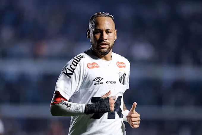 Neymar lập công, Santos thắng Flamengo để nuôi hy vọng vào Copa Libertadores Neymar đã ghi bàn trở lại