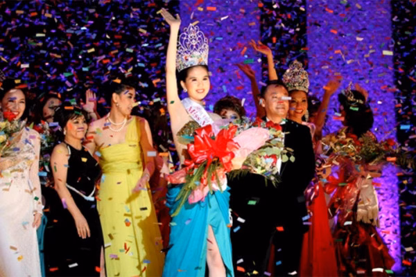 Ngọc Trinh năm 2011 Ngọc Trinh năm 2011