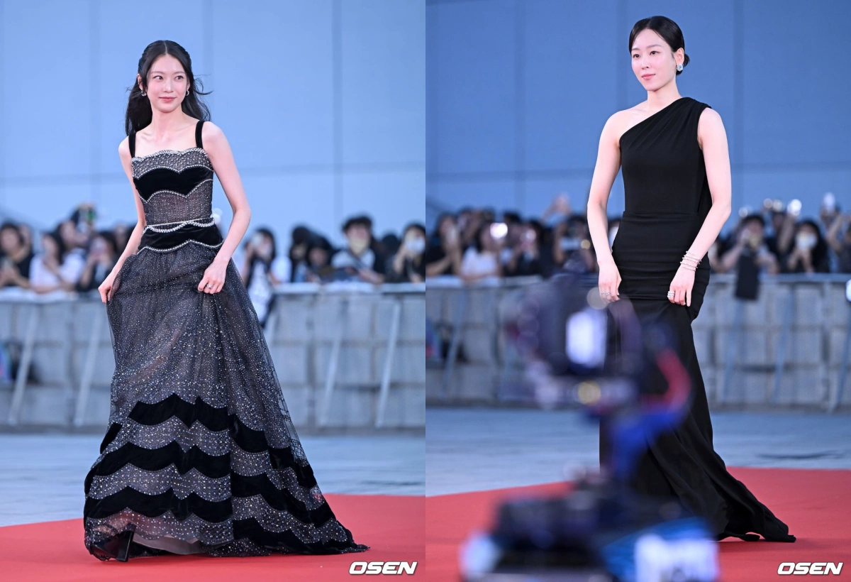 Sao hạng A tụ họp tại thảm đỏ lễ trao giải Blue Dragon Series lần 4 Diễn viên Gong Seung Yeon tỏa sáng trên thảm đỏ với đầm dây họa tiết sóng biển. Người đẹp Seo Hyun Jin búi tóc cao khi diện đầm lệch vai đơn sắc.