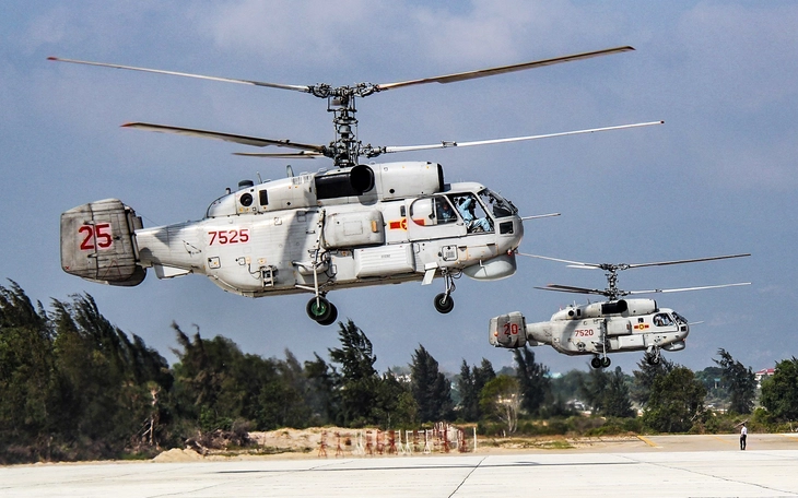 Diễu binh lực lượng vũ trang trên biển ở Khánh Hòa với sự tham gia của tàu ngầm Kilo Sẵn sàng diễu binh lực lượng vũ trang trên biển tại Khánh Hòa - Ảnh 2.