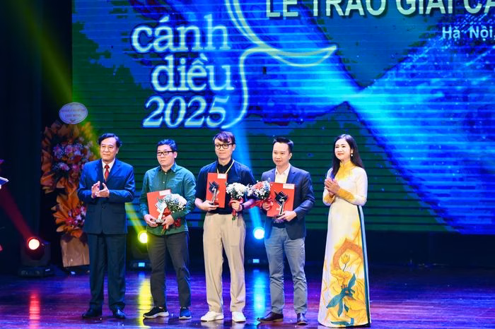 C&aacute;c giải thưởng kỹ thuật cho phim &lsquo;Mưa đỏ&rsquo;