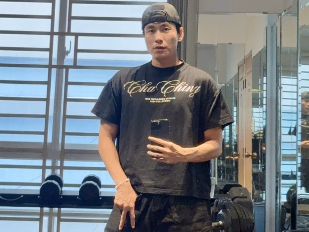 Kiều Minh Tuấn giảm c&acirc;n, th&acirc;n h&igrave;nh thon gọn sau qu&aacute; tr&igrave;nh tập luyện