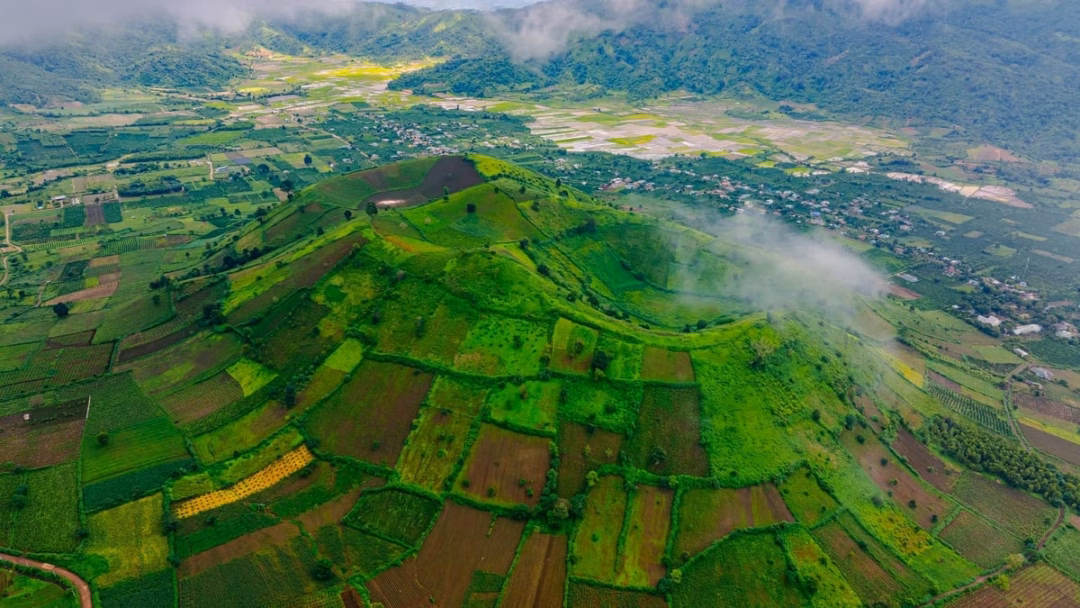Đánh thức Chư Đăng Ya - miệng núi lửa ngủ quên giữa đại ngàn Tây Nguyên