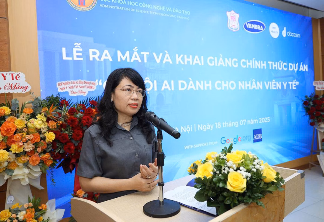 Đại học Y Hà Nội mở lớp đào tạo về AI cho 15.000 nhân viên y tế 15.000 nhân viên y tế Việt Nam được học AI để ứng dụng vào khám chữa bệnh, quản trị...- Ảnh 5.