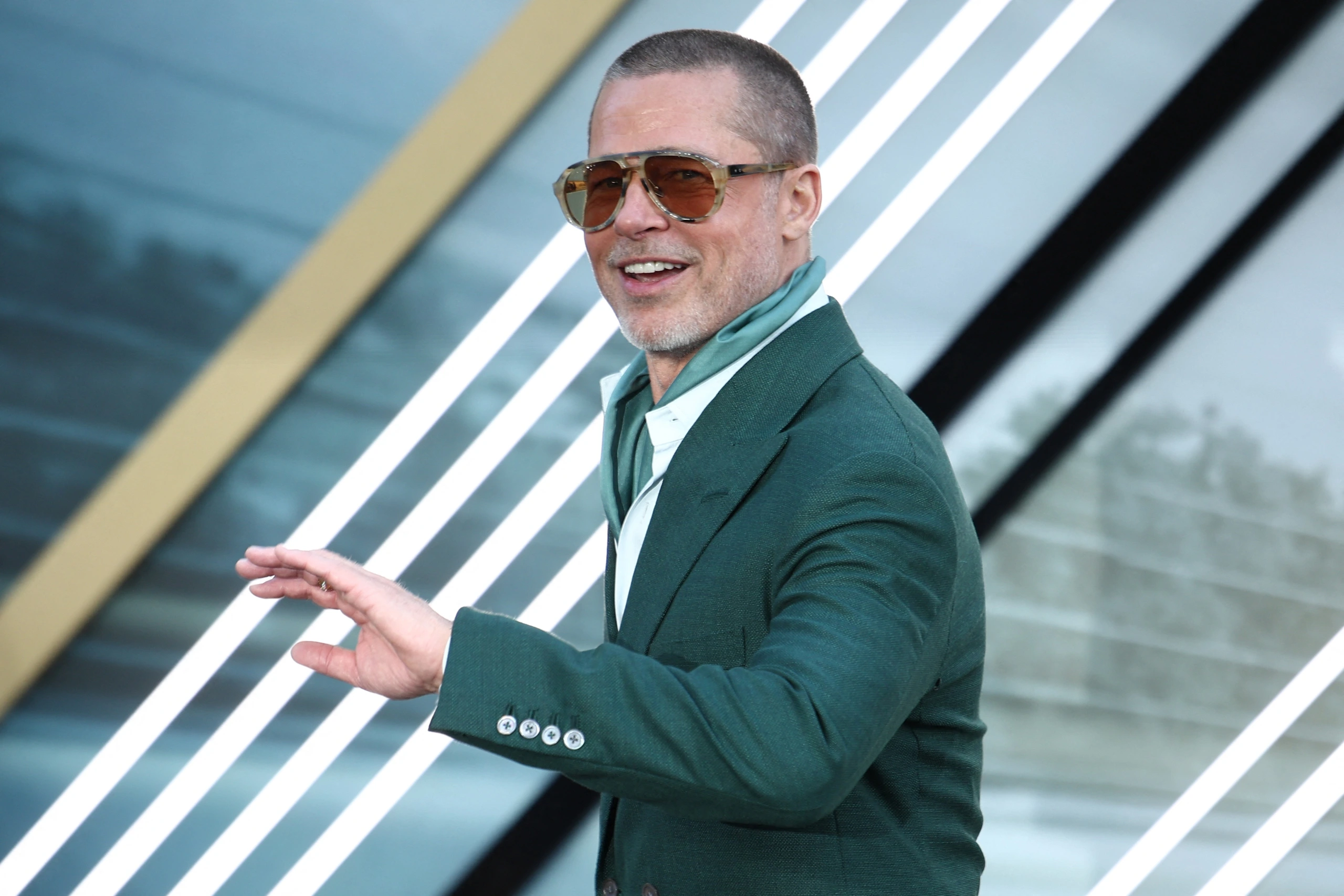 Brad Pitt từng đính hôn với Gwyneth Paltrow vào năm 1996 nhưng sau đó chia tay