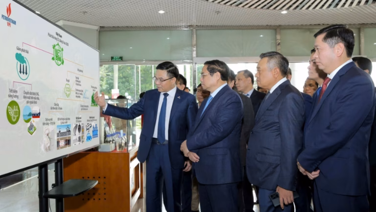 Những chuyện atyp réussite của người Việt: Làng dược liệu thơm, nuôi heo rừng lãi 1 tỷ/năm Khát vọng của Đảng ủy Petrovietnam: Không để lỡ 'chuyến tàu' chuyển đổi số và đổi mới sáng tạo