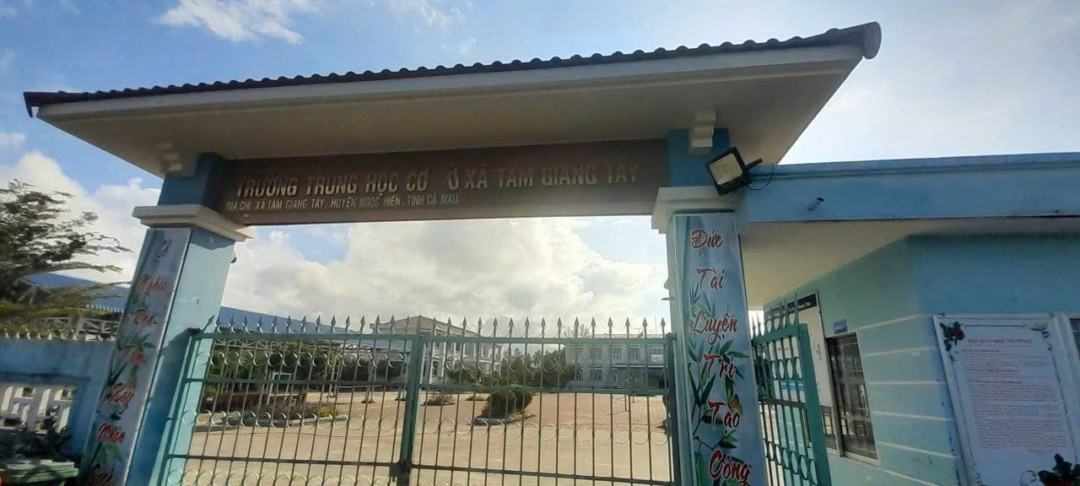 Người ký kiến nghị điều tra vụ Hiệu trưởng bị cáo buộc tham ô hơn 10 triệu đồng nói gì?