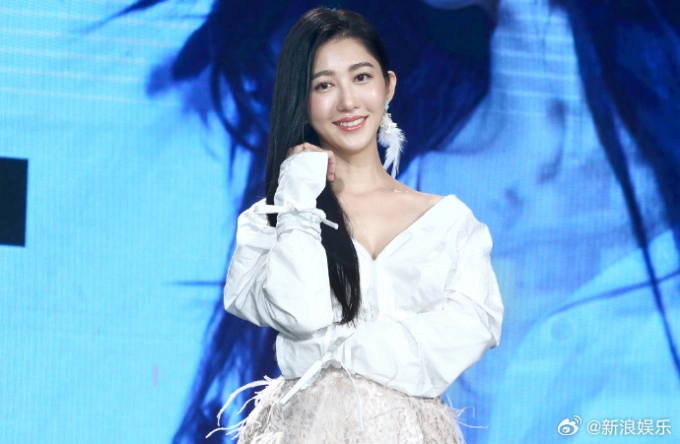 Sao Hàn nổi tiếng: Ha Ji Won thanh lịch, tình tứ bên tài tử, sao nhí SPICA cưới chồng và HH Hong Kong tăng cân Nữ diễn viên Đài Loan Vương Thanh cho biết cô đã học theo cách nấu trứng bằng lò vi sóng, nhưng khi cô lấy ra xem, quả trứng đã nổ tung trước mắt, làm tổn thương giác mạc và hơi bỏng da. Ảnh: