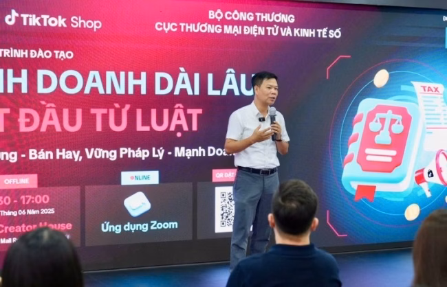 Doanh nghiệp thương mại điện tử: Nắm vững chính sách để phát triển bền vững