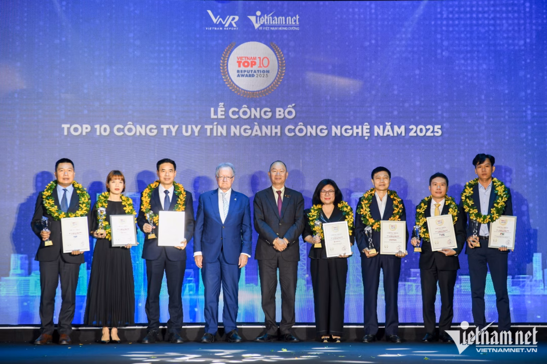 Hội nghị Thượng đỉnh CEO Việt Nam 2 Top 10 công ty Công nghệ uy tín năm 2025.
