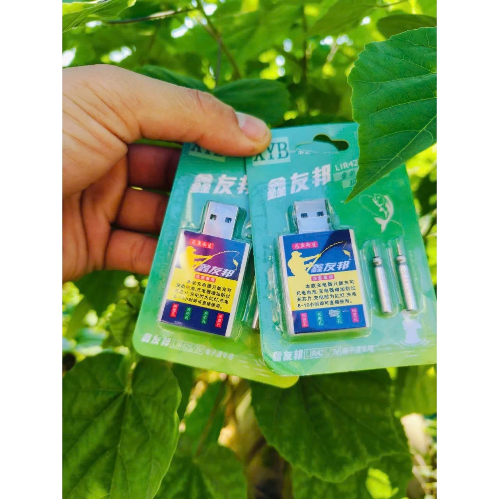 Làm thế nào để chọn sạc pin 4 lỗ câu đài chất lượng và tránh mua phải hàng kém?