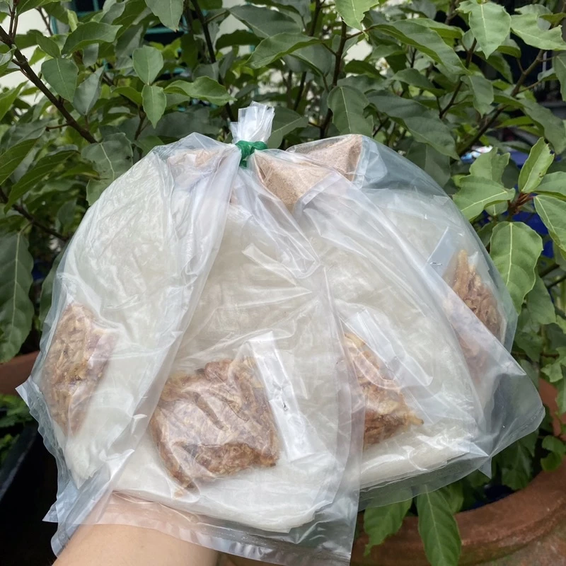 Làm thế nào để bảo quản bánh tráng thanh phơi sương hành phi giòn rụm sau khi mở gói?