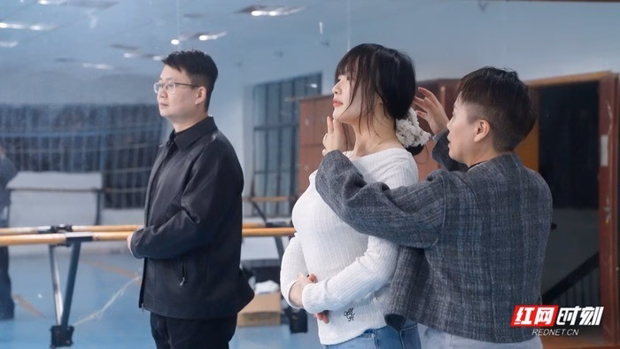 Lương Tr&iacute; B&acirc;n v&agrave; Lưu Hỷ Mỹ vượt qua khoảng c&aacute;ch tuổi t&aacute;c