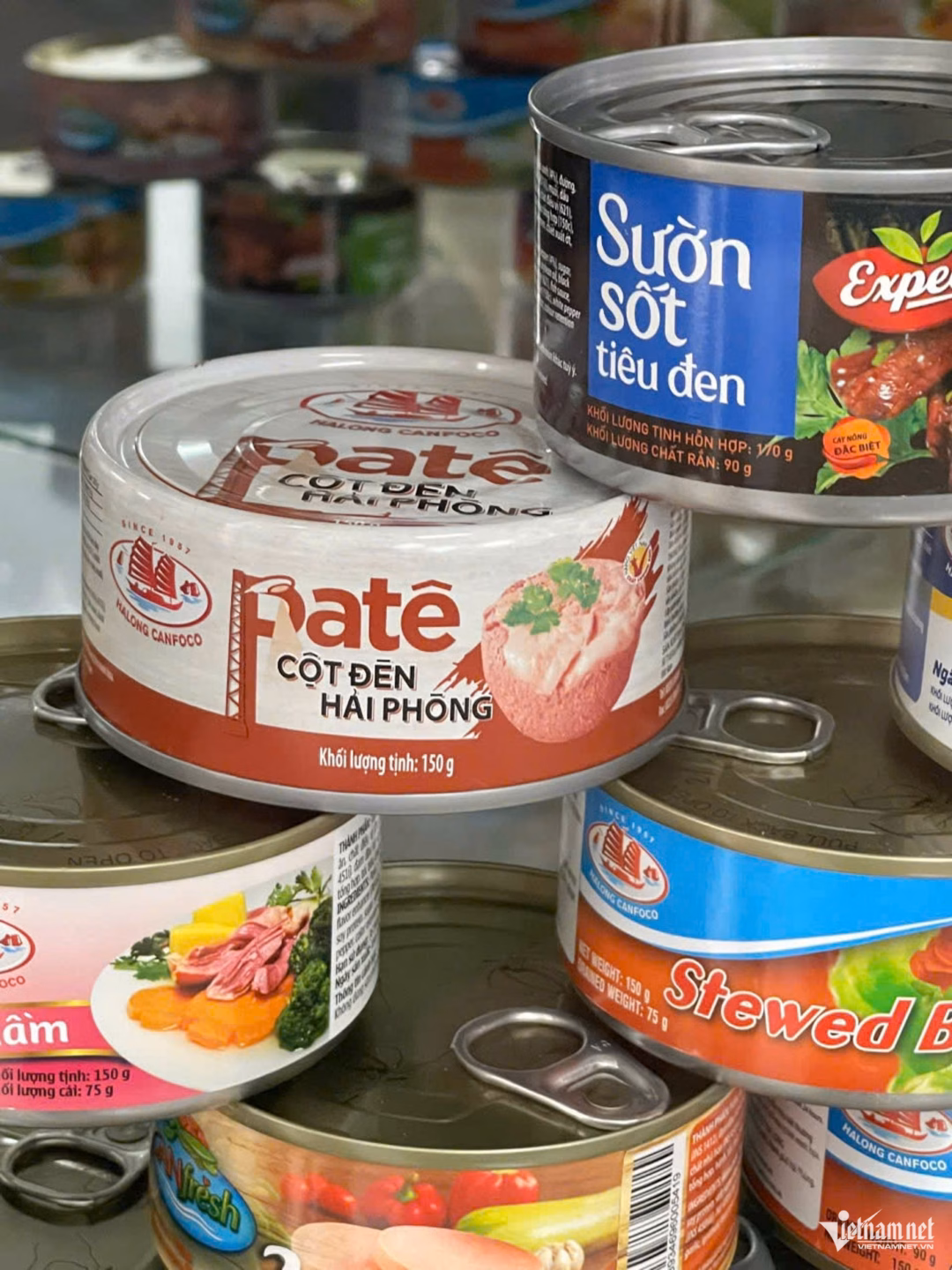 Tổng gi&aacute;m đốc bị bắt trong vụ thịt heo nhiễm bệnh