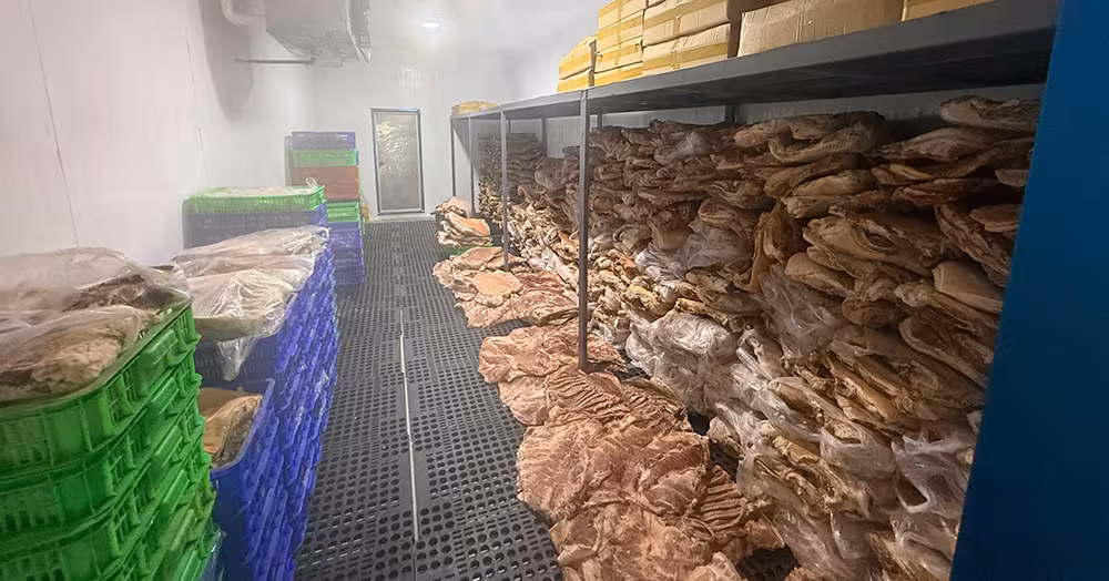 Cảnh sát TP.HCM phá đường dây biến thịt heo thành thịt đặc sản, 50 tấn hàng giả bị thu giữ