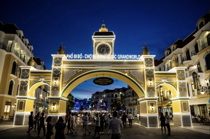 Chợ đ&ecirc;m Grand World