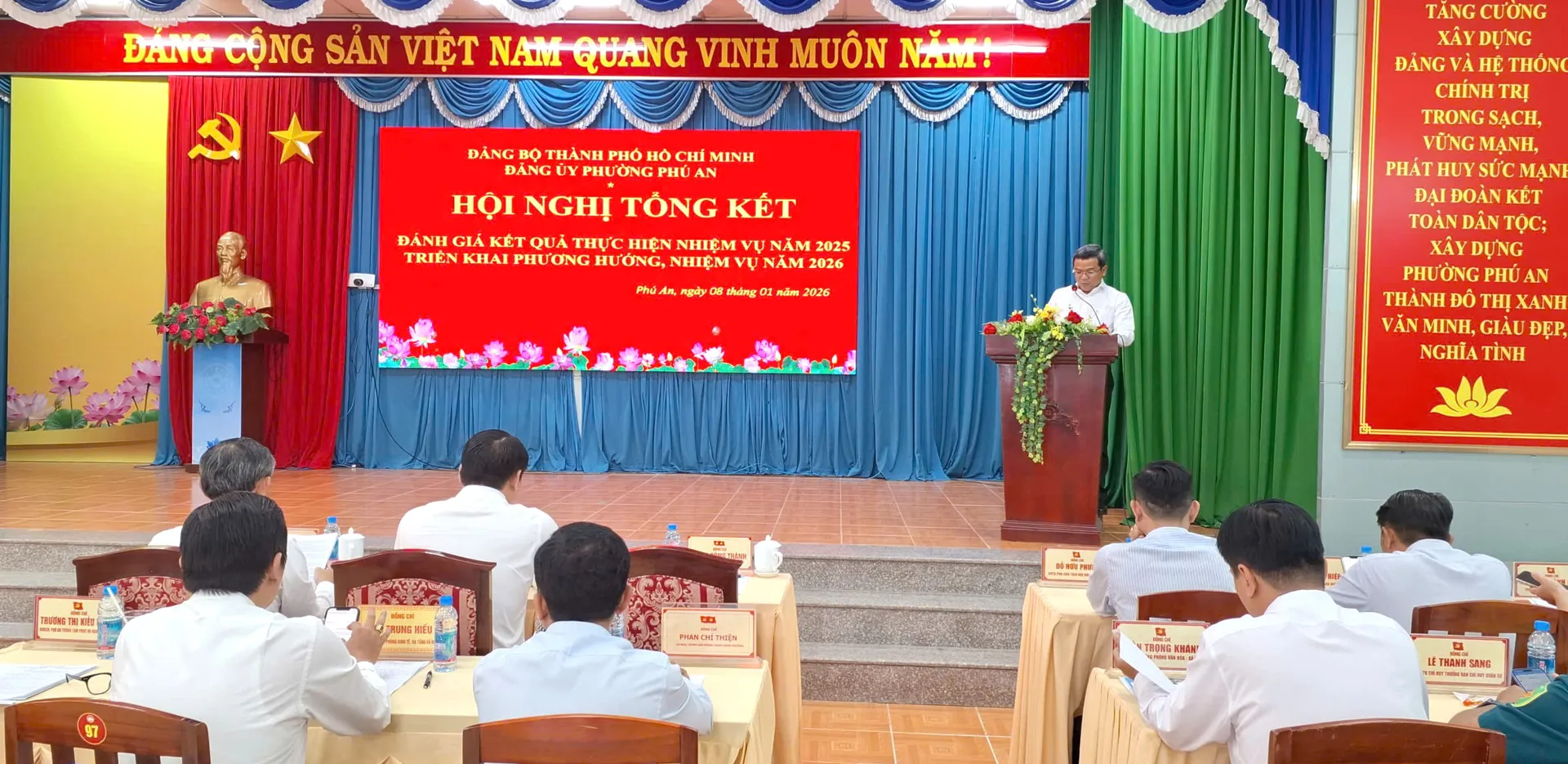 C&ocirc;ng an phường b&aacute;o c&aacute;o kết quả an ninh năm 2025