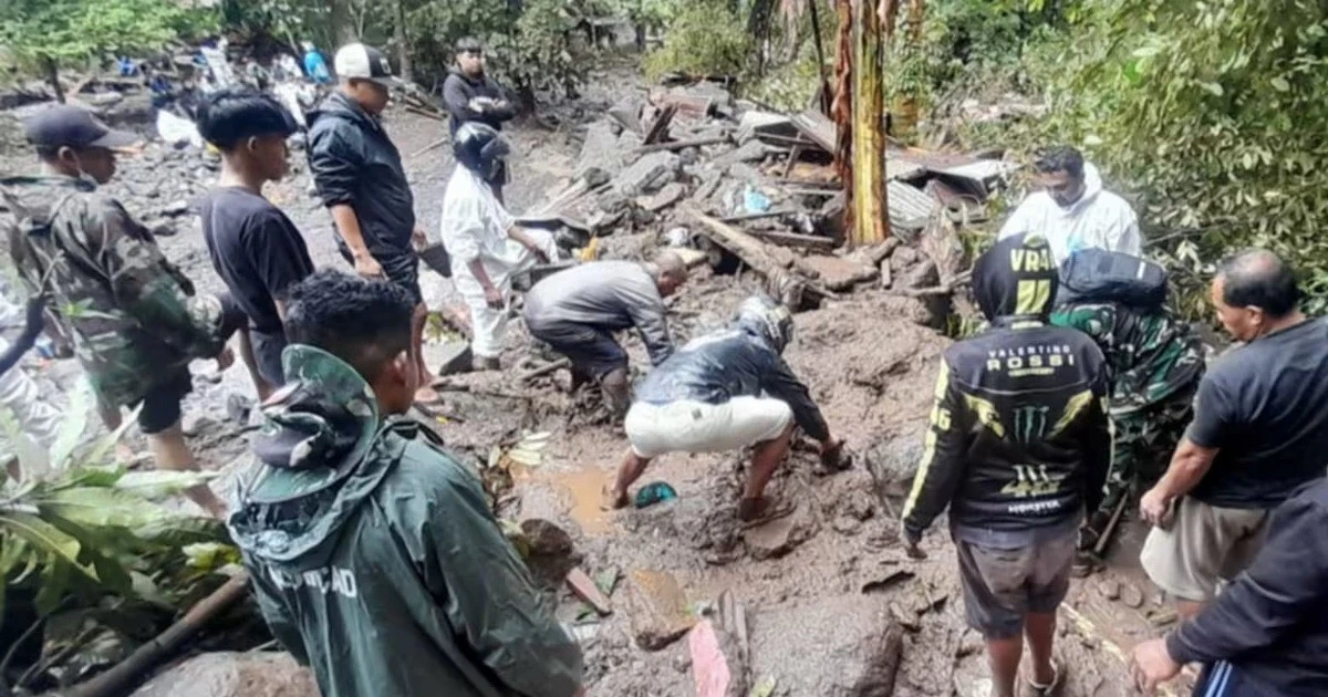 Lũ lụt miền Bắc Sulawesi: 14 người chết, 4 người mất tích và hàng trăm ngôi nhà bị phá hủy