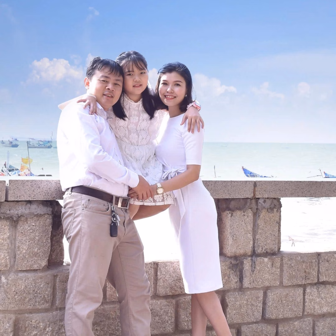 Khoảnh khắc gia đ&igrave;nh hạnh ph&uacute;c