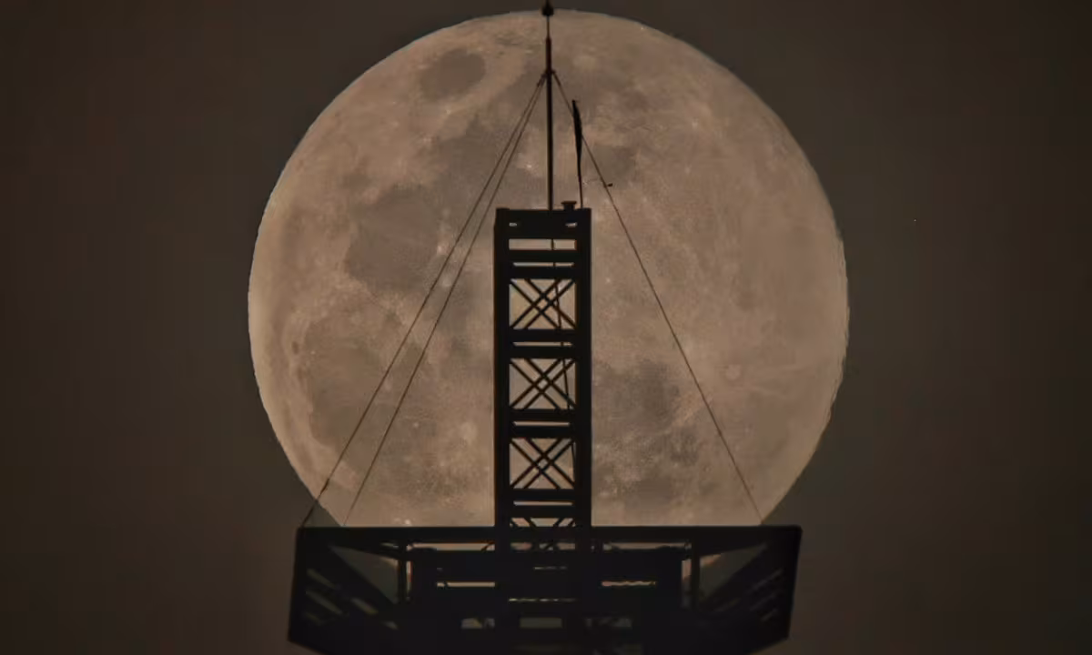 Bí quyết săn siêu trăng Đà Lạt của nhiếp ảnh gia Sam Sam