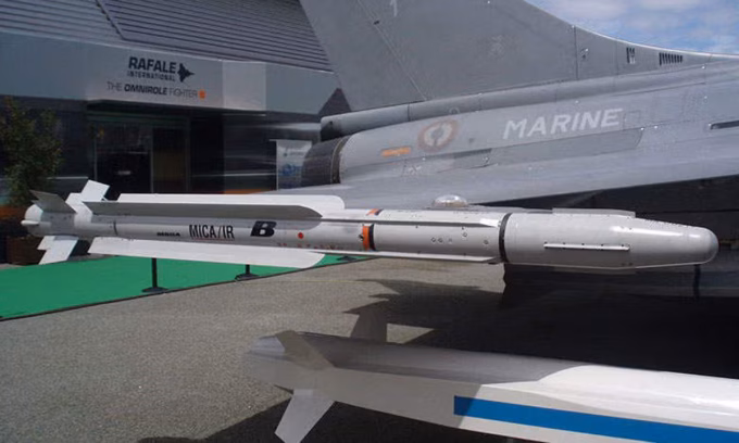 T&ecirc;n lửa MICA IR