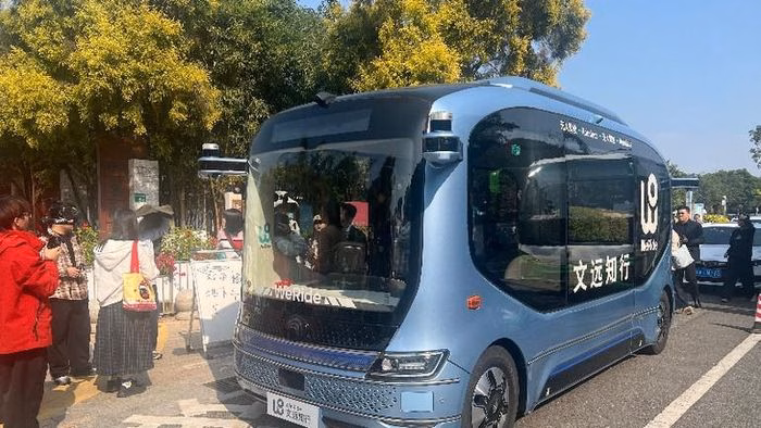 Xe tự l&aacute;i WeRide