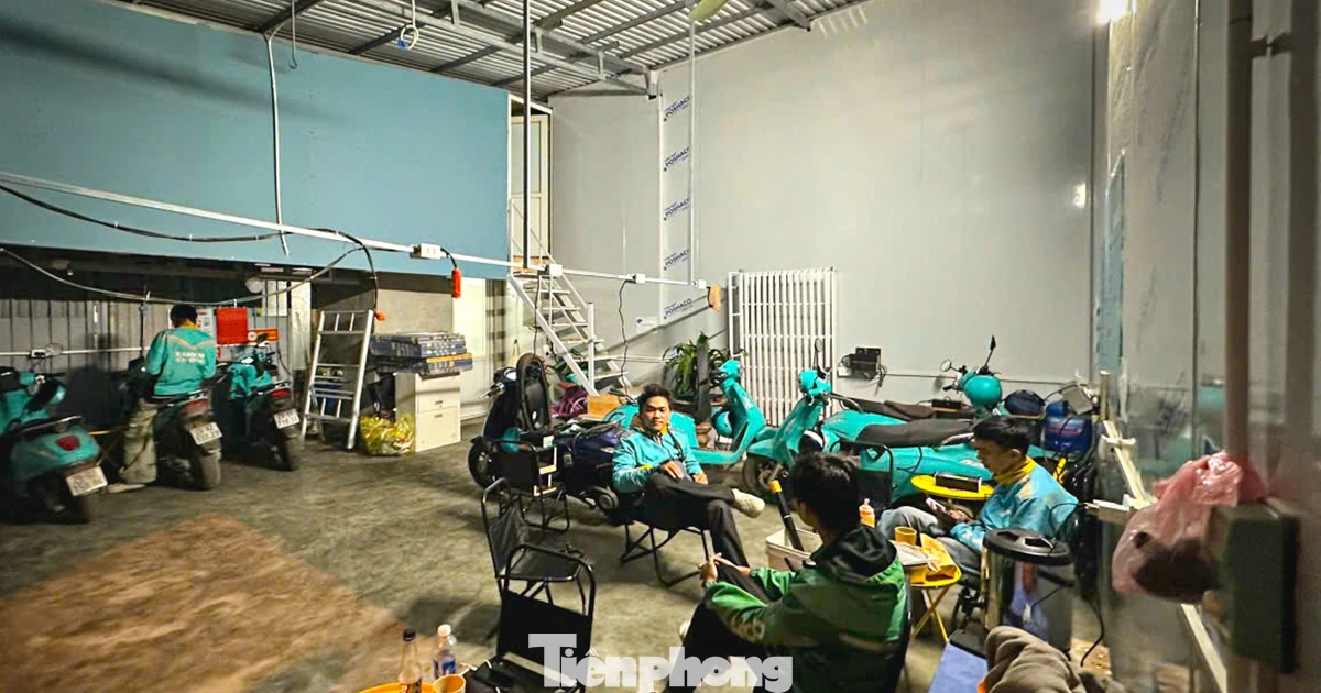 Xóm trọ pin Hà Nội: Giải pháp sạc & nghỉ cho tài xế xe điện