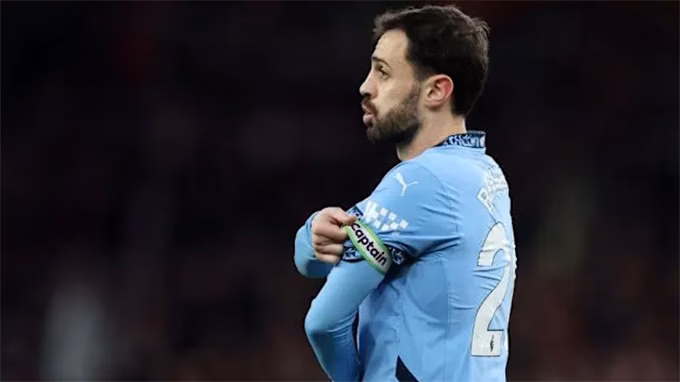 Bernardo Silva khao kh&aacute;t chuyển đến Barcelona theo b&aacute;o ch&iacute; T&acirc;y Ban Nha