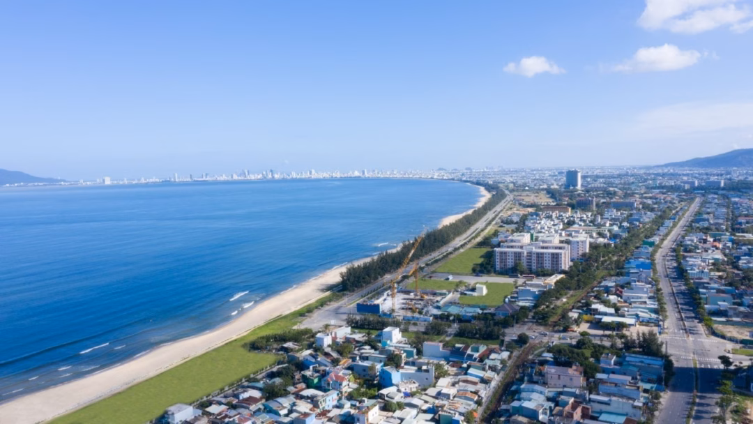 Giá trị bất động sản có thời hạn 50 năm bị khấu hao theo từng năm Bất động sản biển 50 năm sẽ mất giá trị theo thời gian, khác biệt với sổ đỏ lâu dài