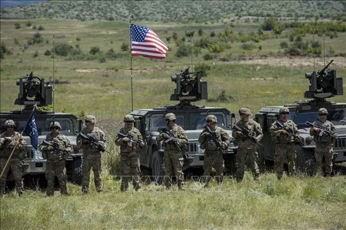 Lục quân Mỹ: Tuyển quân đến 42 tuổi và xóa bỏ rào cản cần sa