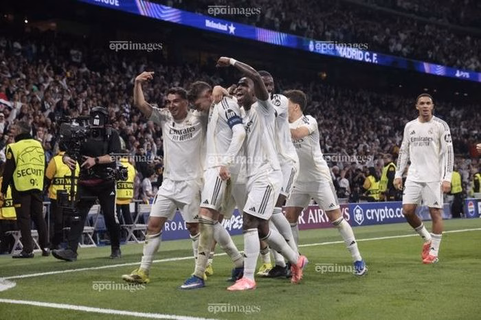 Real Madrid chiếm lợi thế lớn trước trận lượt về Champions League sau m&agrave;n tr&igrave;nh diễn b&ugrave;ng nổ của Valverde.