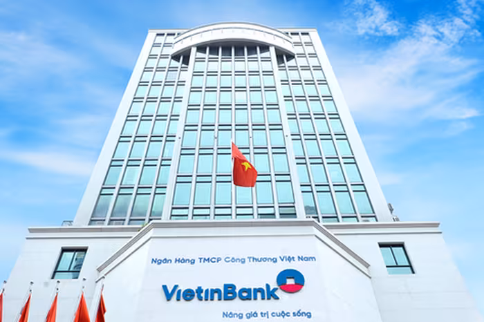 VietinBank (CTG) Tăng Vốn 2026 và Hoàn Tất Thoái Vốn Khỏi Cảng Sài Gòn (SGP)