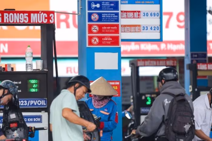 Bộ Tài chính đề xuất giảm thuế dầu hỏa, dầu mazut để bình ổn giá