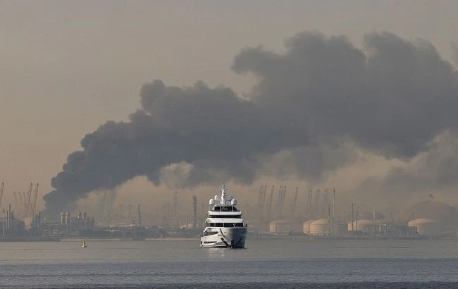 Chiến lược bảo vệ eo biển Hormuz: UAE sẵn sàng hợp tác quân sự với Mỹ