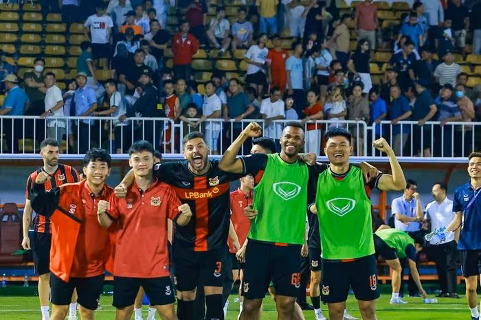 CLB Ninh Bình: Đề xuất giữ nguyên ngoại binh tại V.League vì sự bền vững